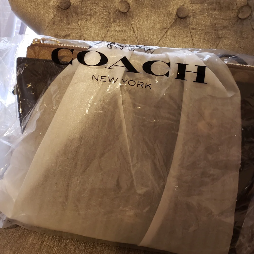 Coach Black and Brown Tote Bag - Picture 6 of 7
